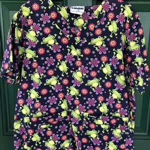 Printed Scrub Top